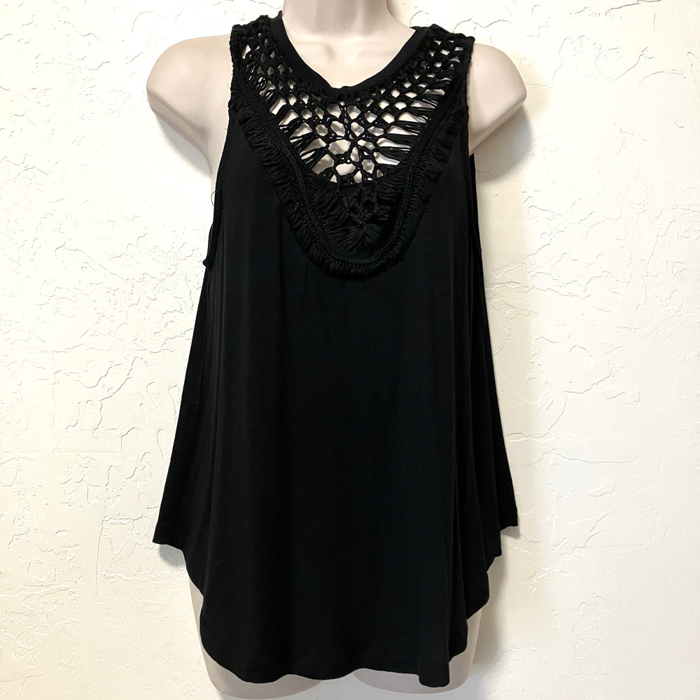 Eyeshadow Women's Top Black Crochet Lace Sleeveless Boho Festival Goth NWT Sz M